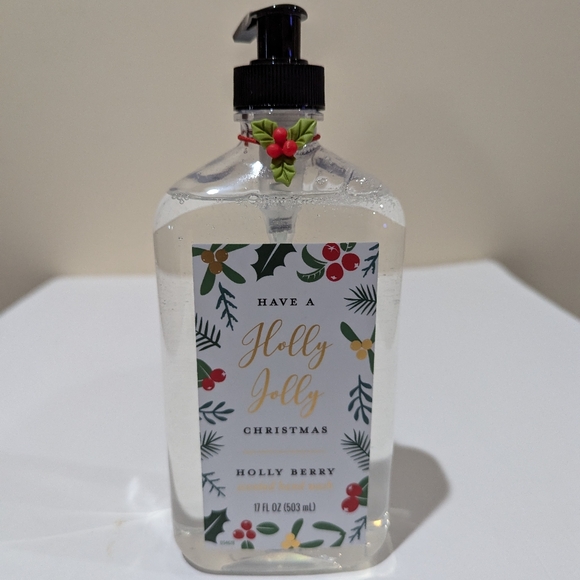 NEW Home & Body Co. Holly Berry Scented Hand Soap. Size 17 Oz. Christmas Theme - Picture 2 of 5